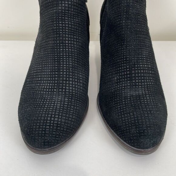 Lucky Brand Women's 7.5 Ankle Boots Black Grained Suede Wood Block Heel Casual - Picture 2 of 8